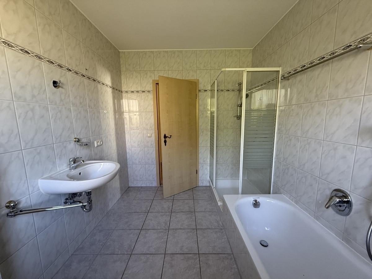 Badezimmer EG