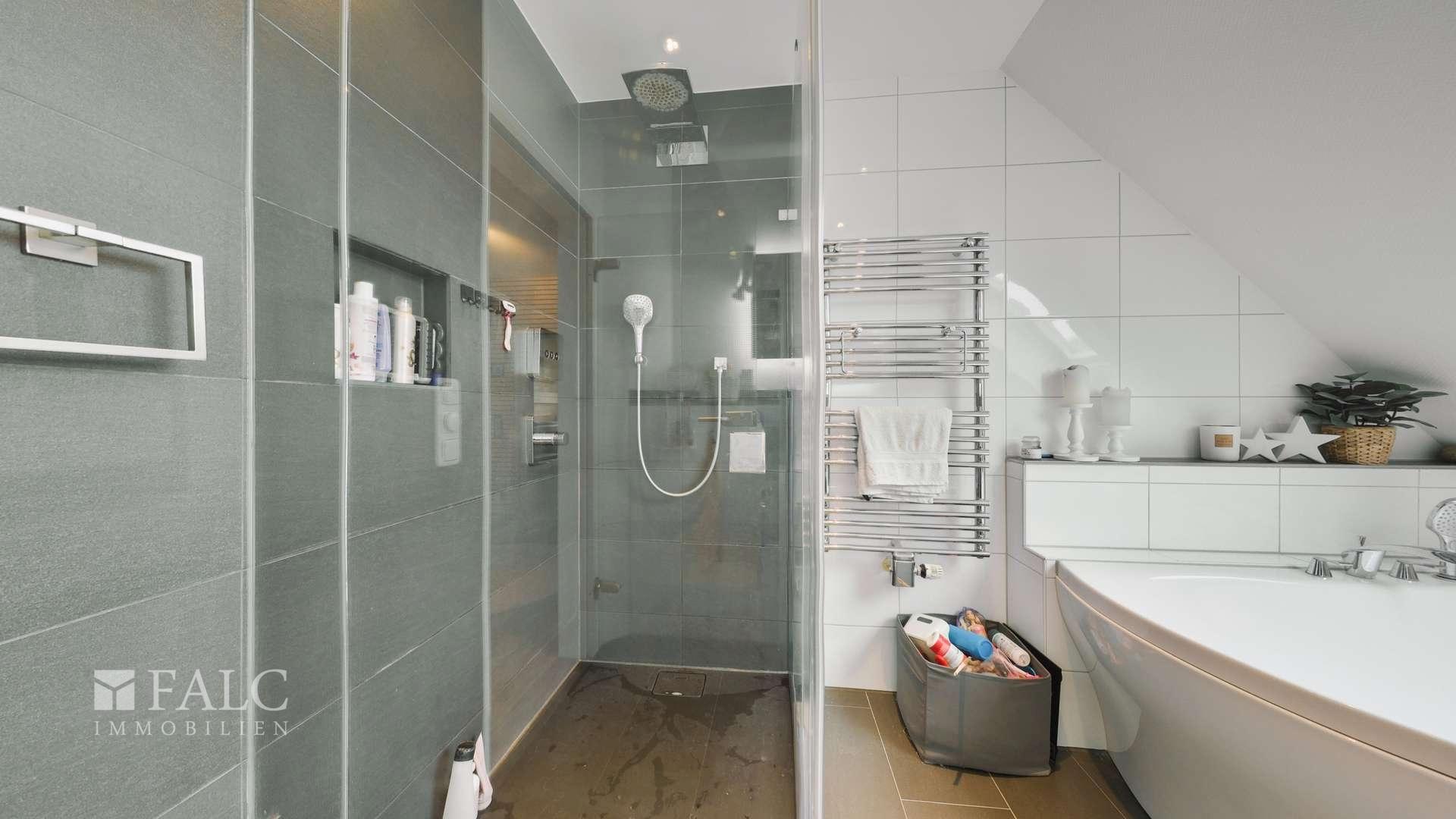 Badezimmer Ansicht Dusche