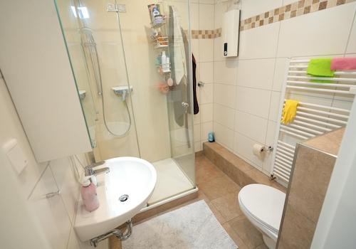 Badezimmer 2.OG