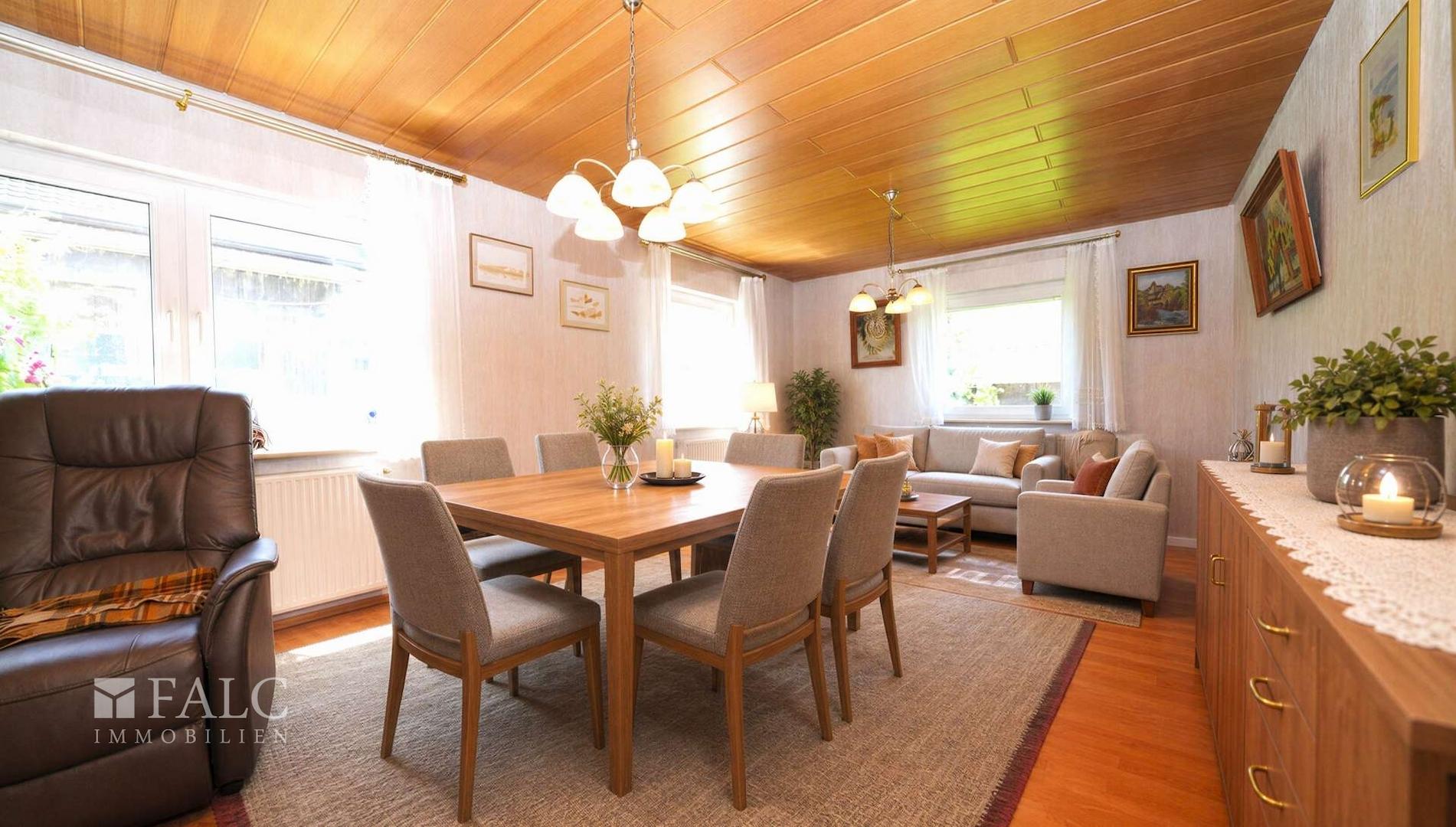 Wohn- und Esszimmer EG (Vis.)