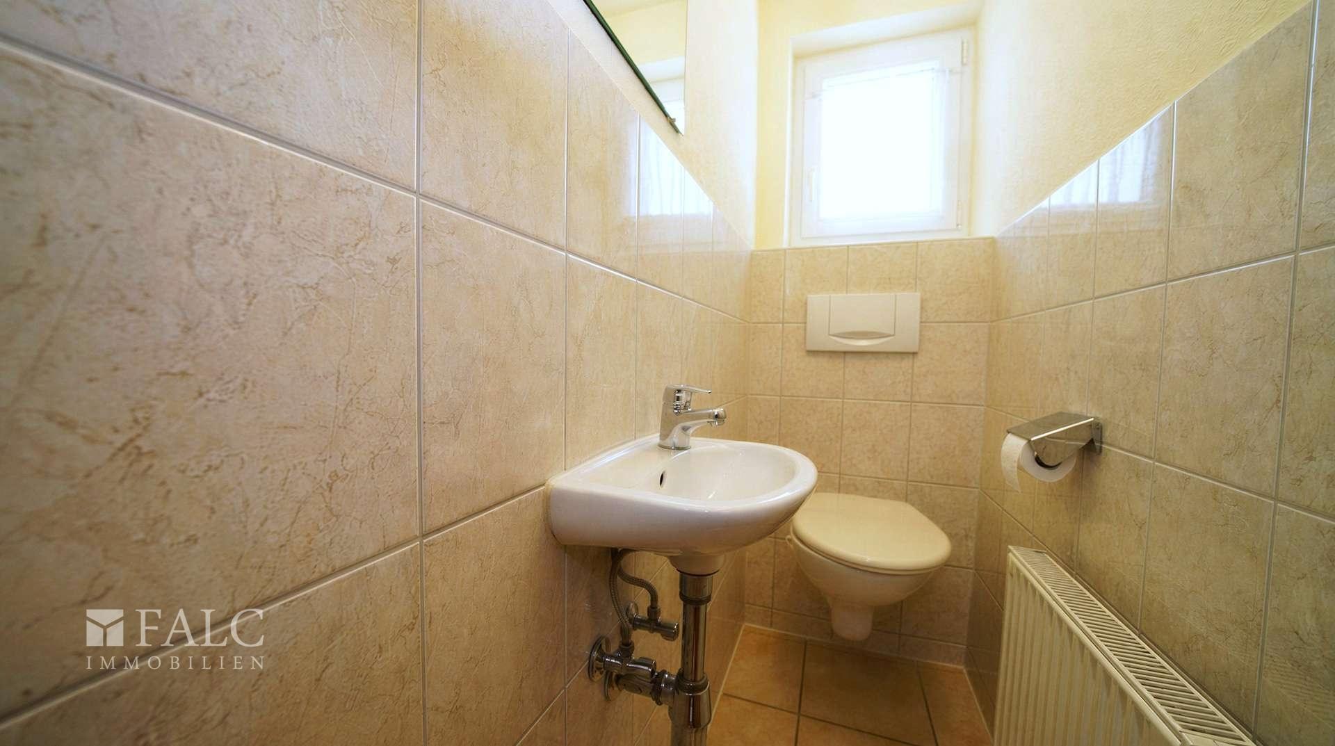 sep. WC EG