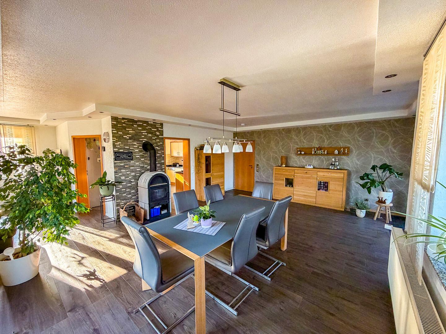7 Wohnzimmer EG