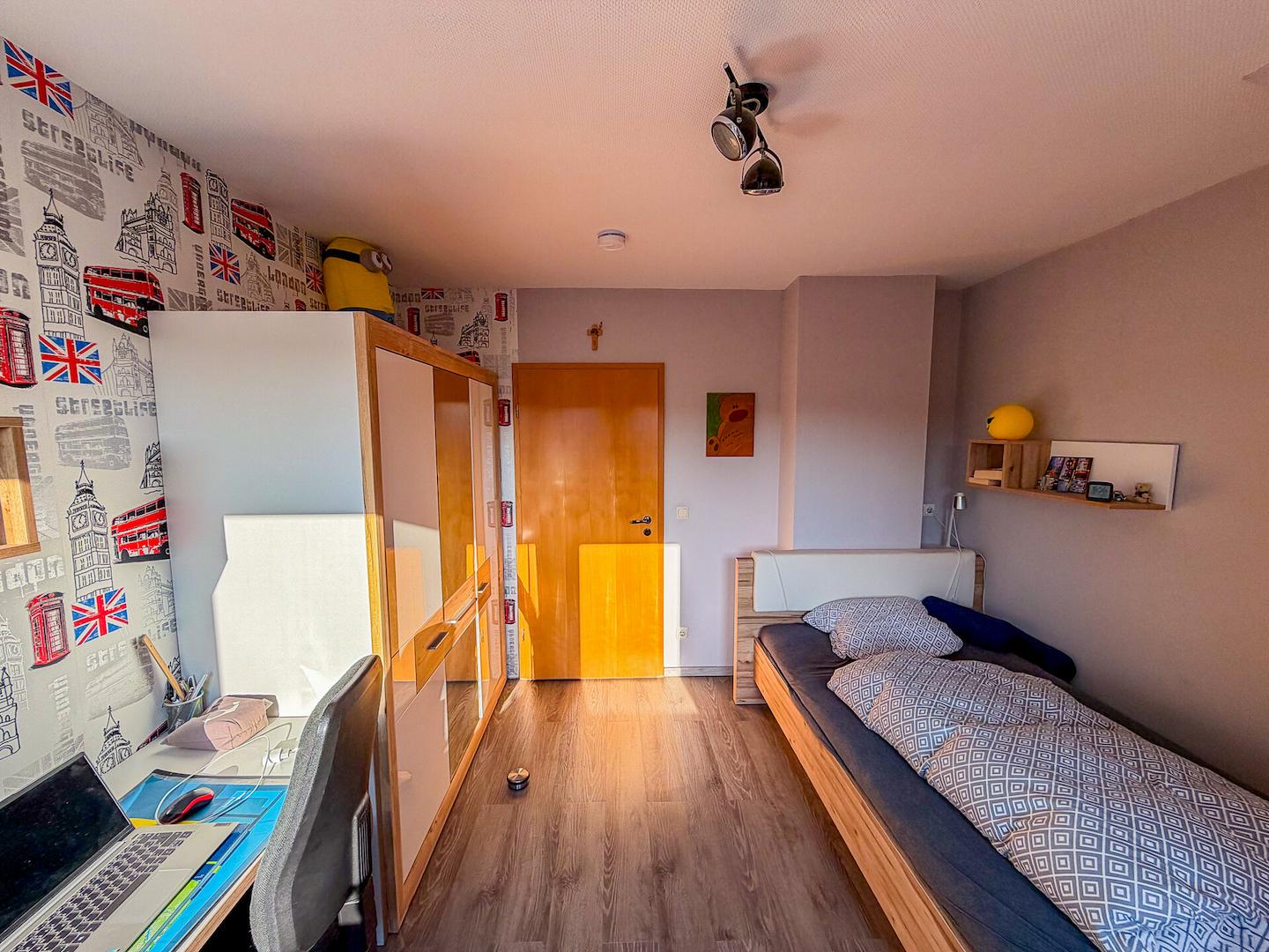 47 Kinderzimmer DG 2