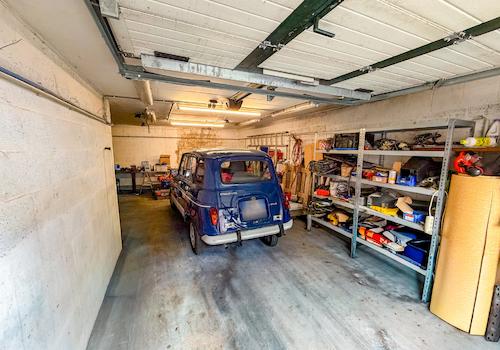 57 rechte Garage