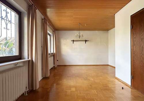 2. Schlafzimmer (4) EG