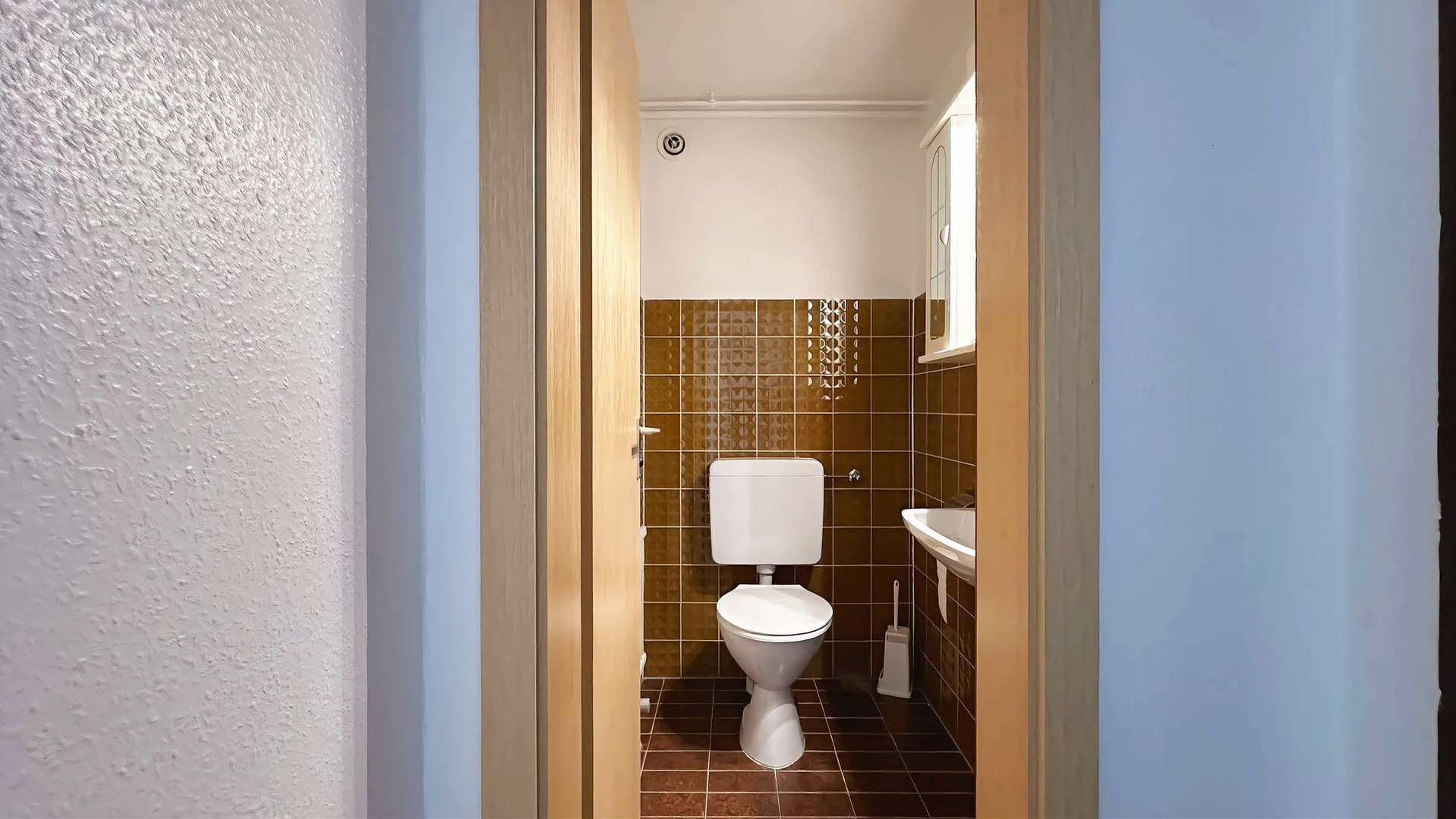 WC UG