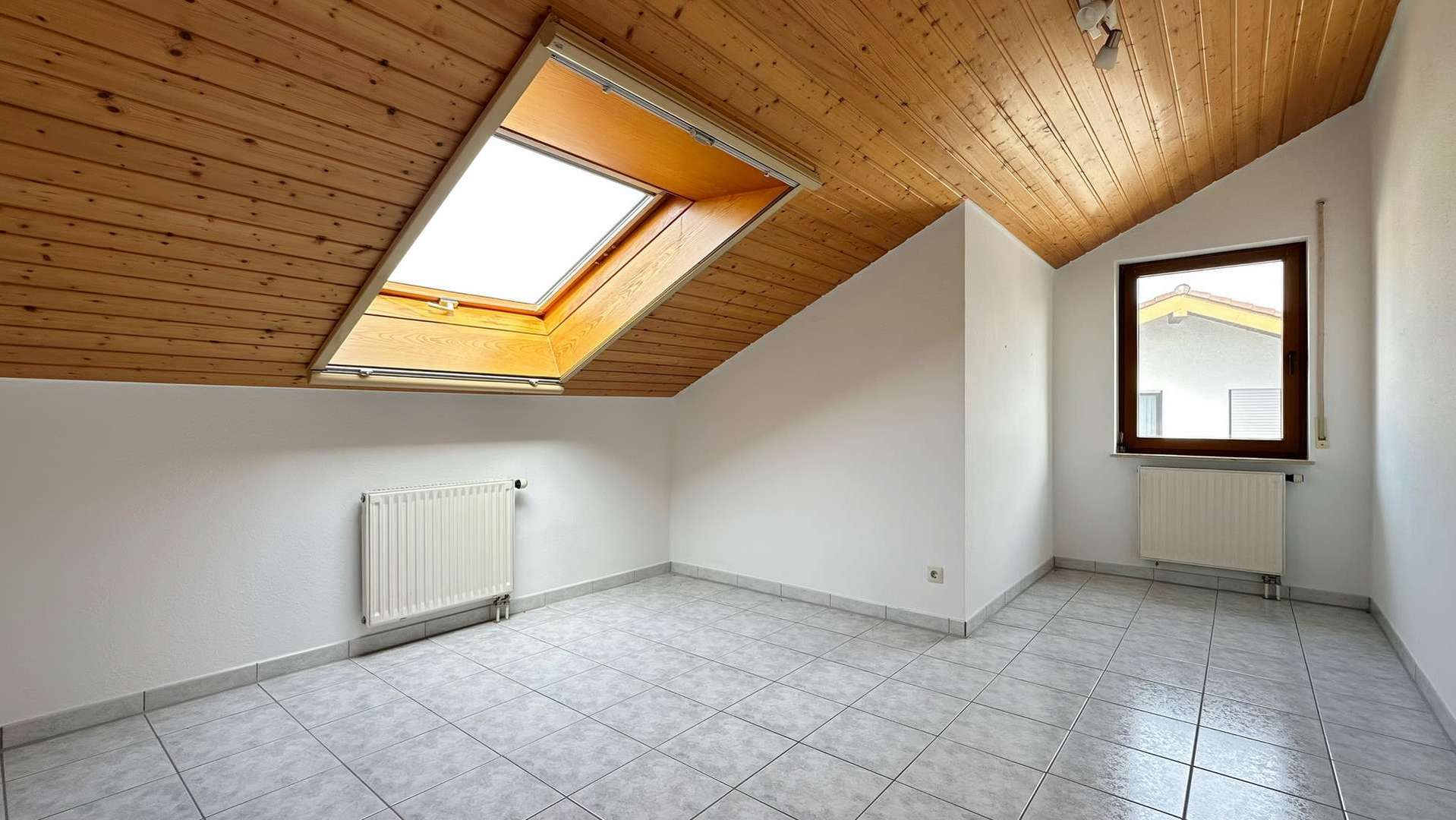 2. Schlafzimmer (2)