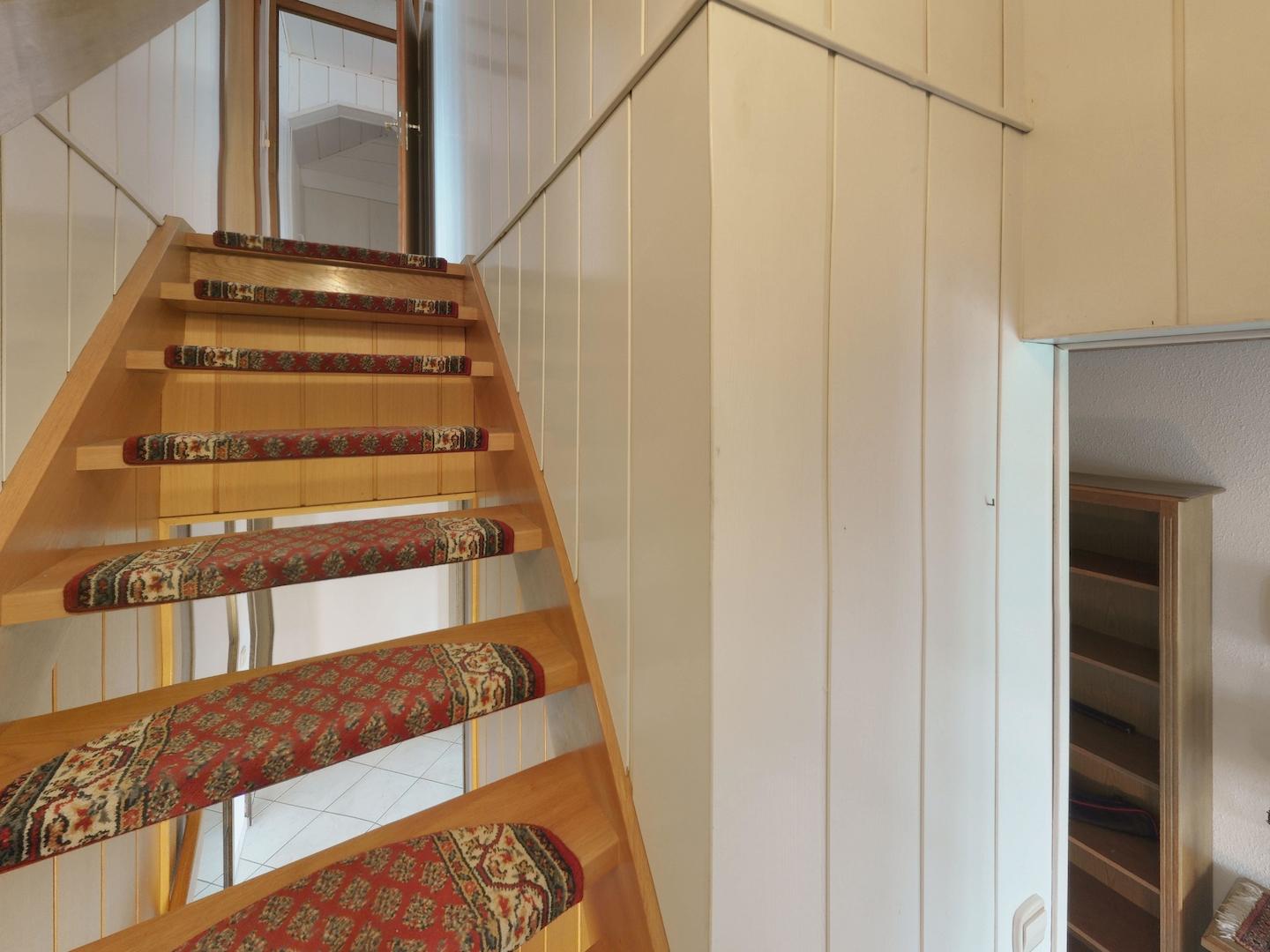 Treppe ins DG