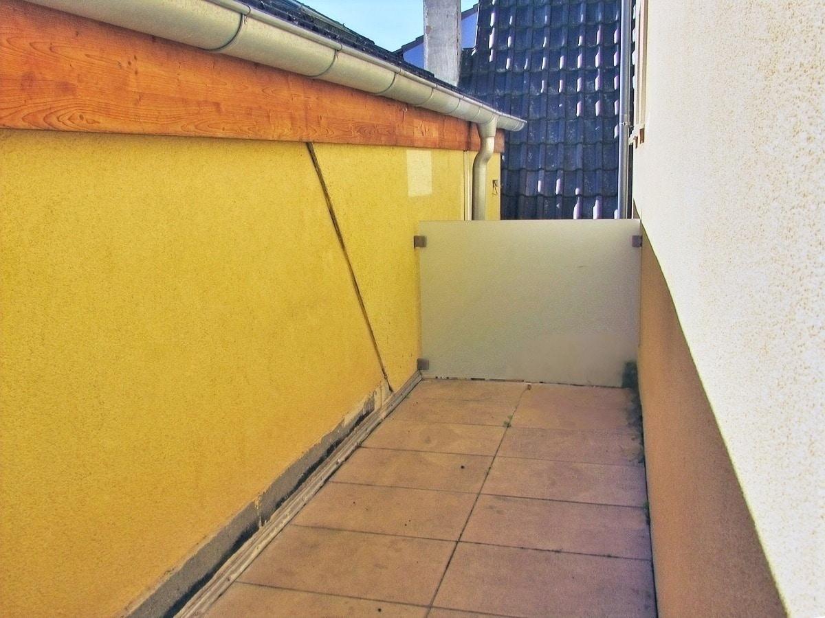 Balkon Vorderhaus