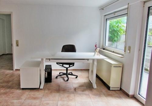 Wohn-/Ess-/Arbeitszimmer