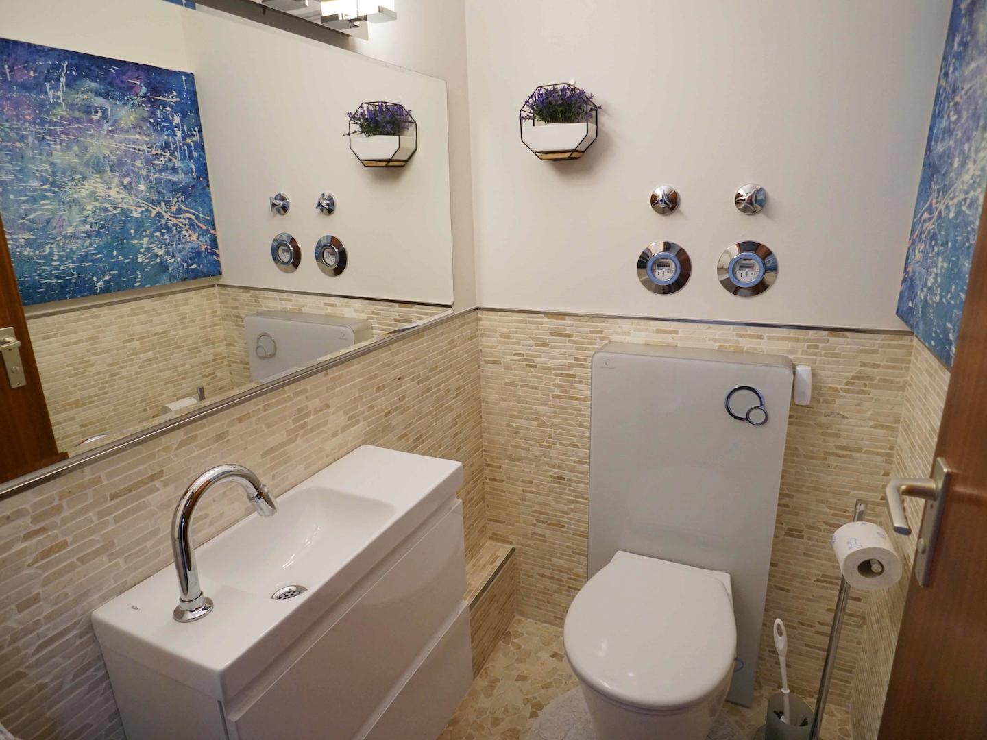 WC