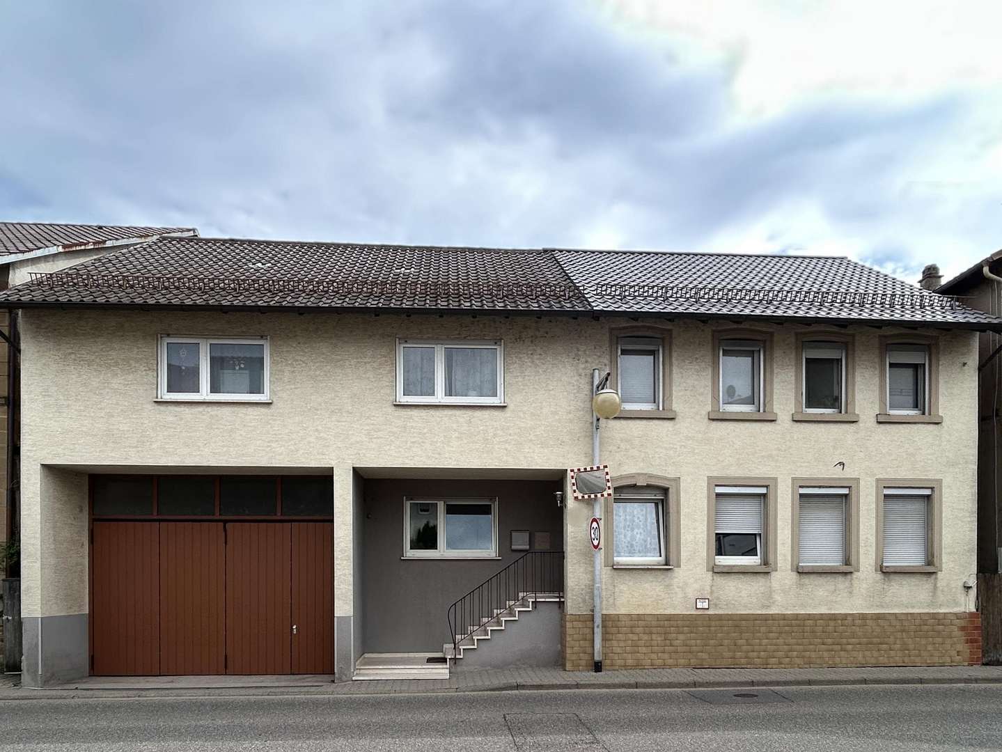 Straßenansicht