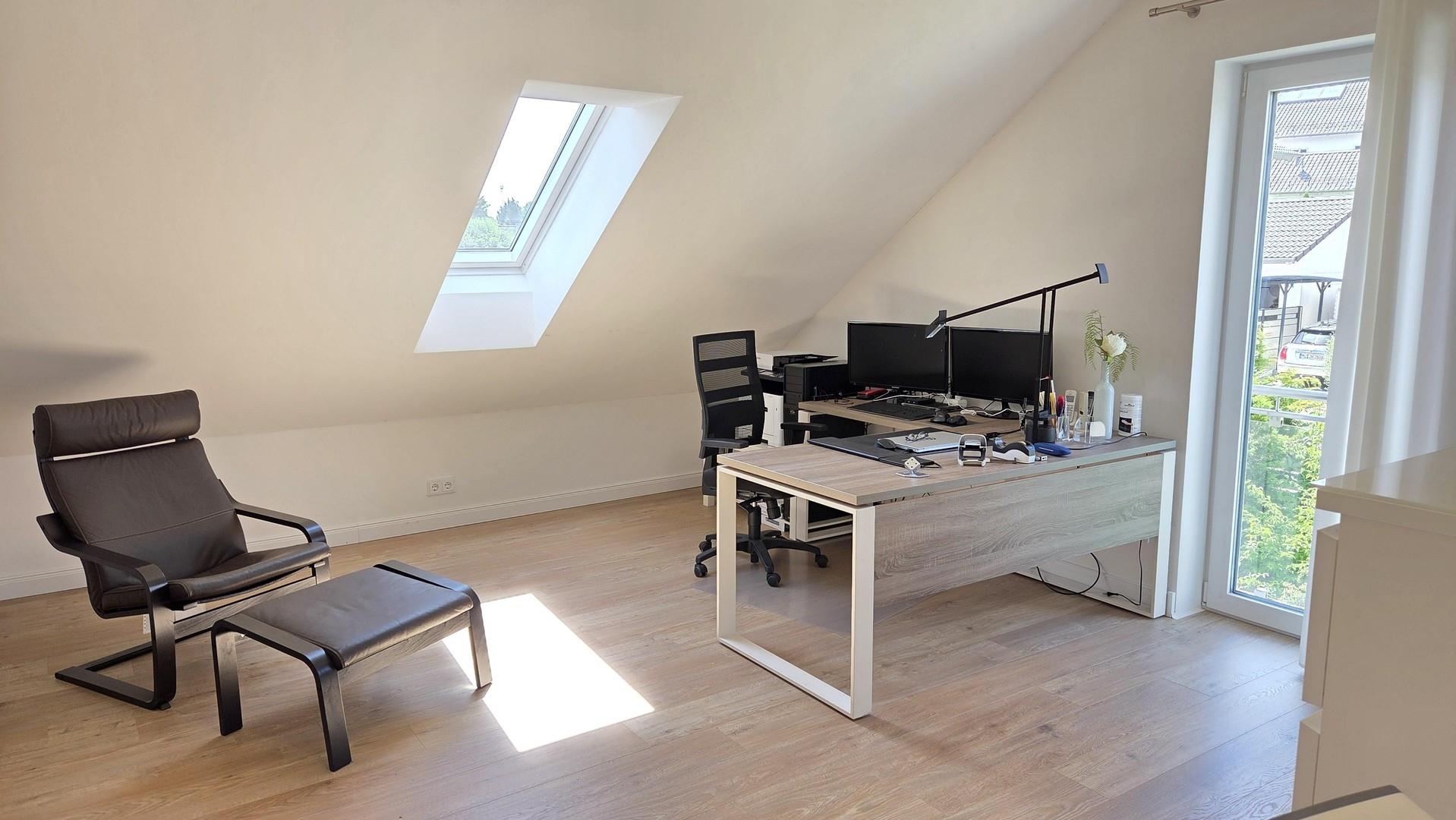 Arbeitszimmer im OG (1)