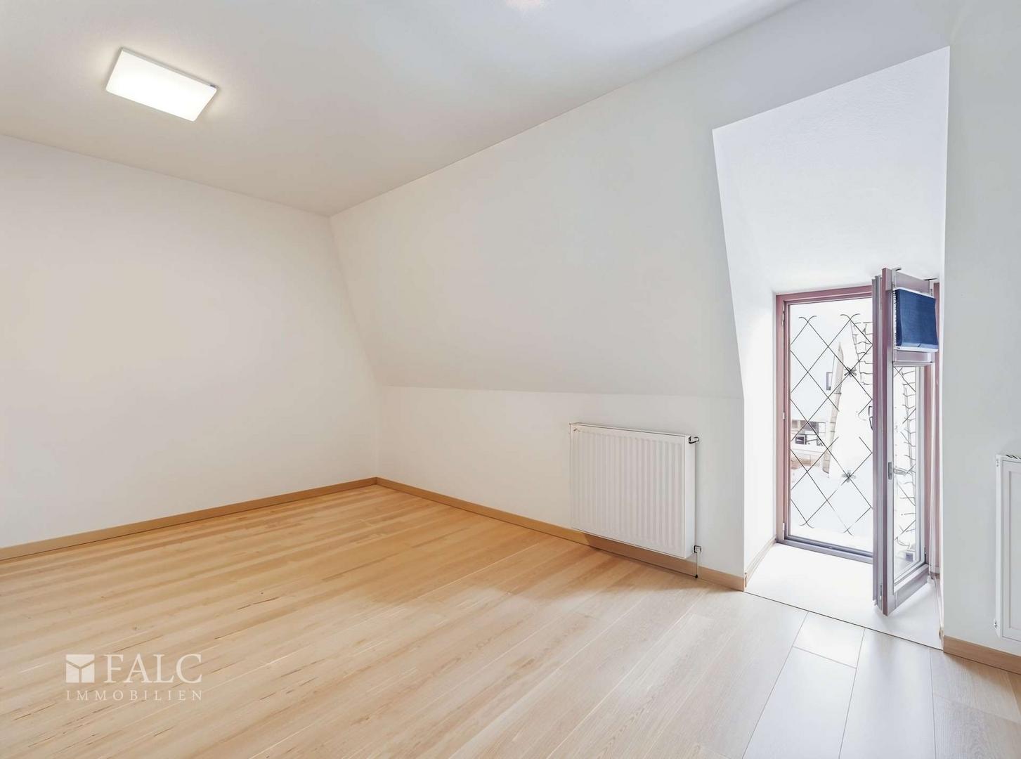 2.OG-Schlafzimmer - unmöbliert