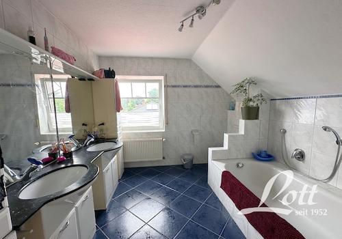 Badezimmer Dachgeschoss