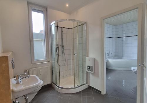 Badezimmer Wohnung 2