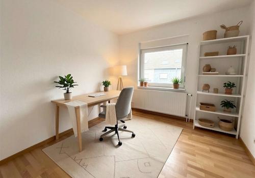 Büro - (KI generiert)