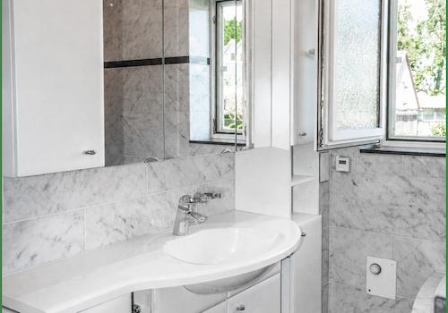 Badezimmer linke Seite