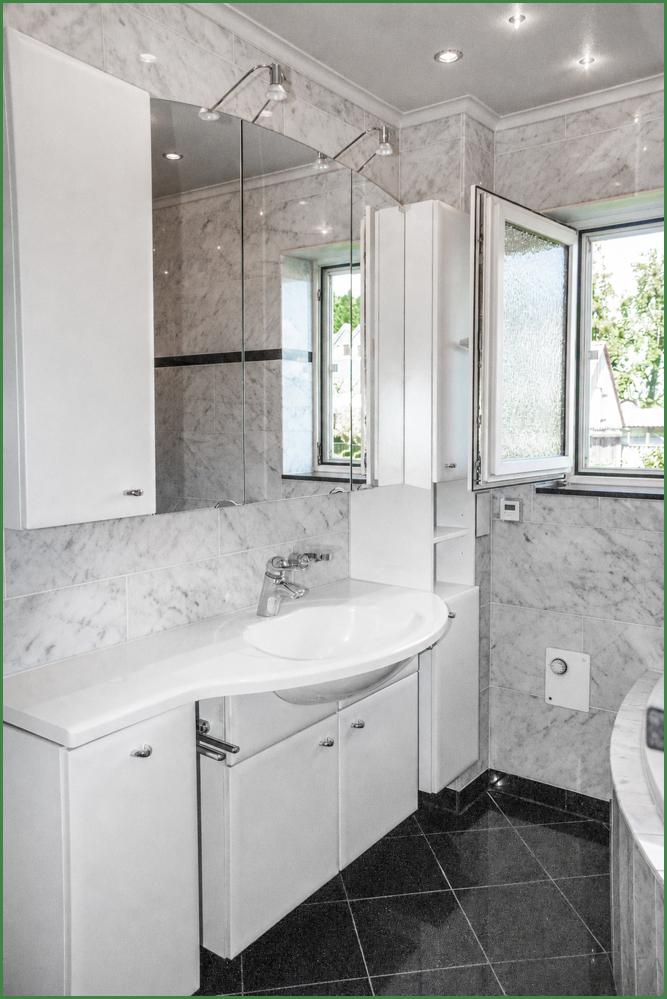 Badezimmer linke Seite