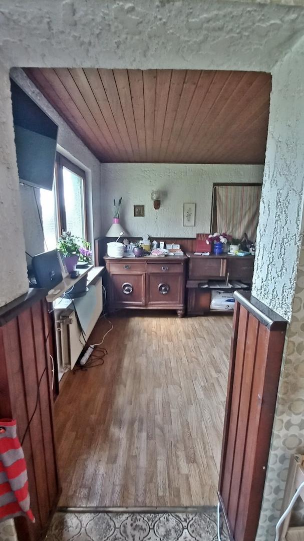 Noch vorhandener Durchgang (EFH 148 m² Wfl.)
