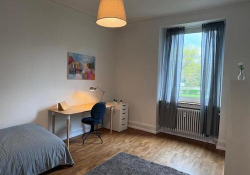 KinderGästeArbeitszimmer-Arbeitsbereich