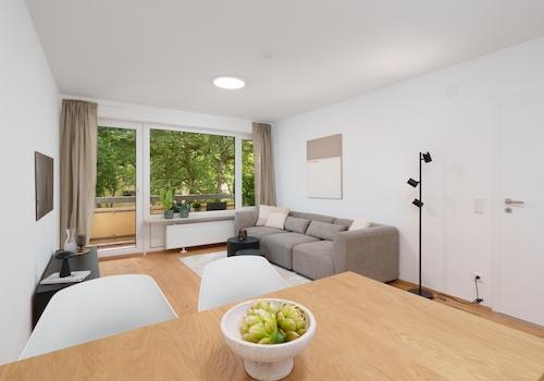 Wohnzimmer/Essbereich