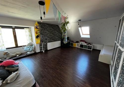 Zimmer oben