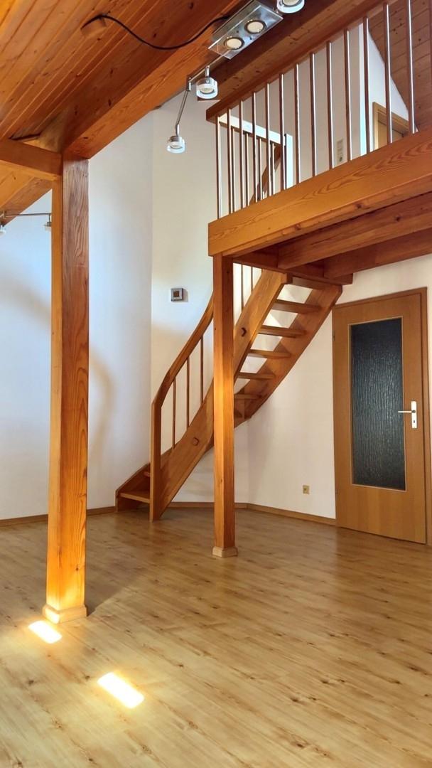 Treppe zu Empore