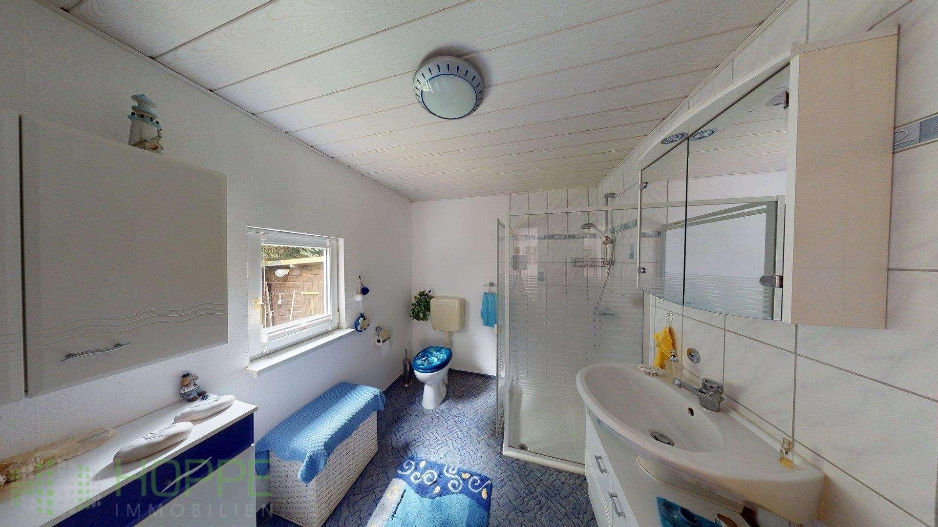 Badezimmer Perspektive 1
