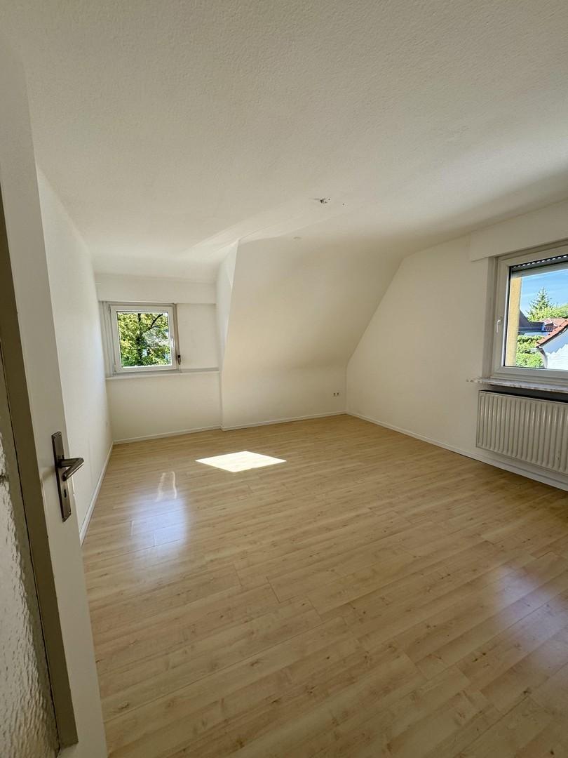 OG Wohn- oder Schlafzimmer