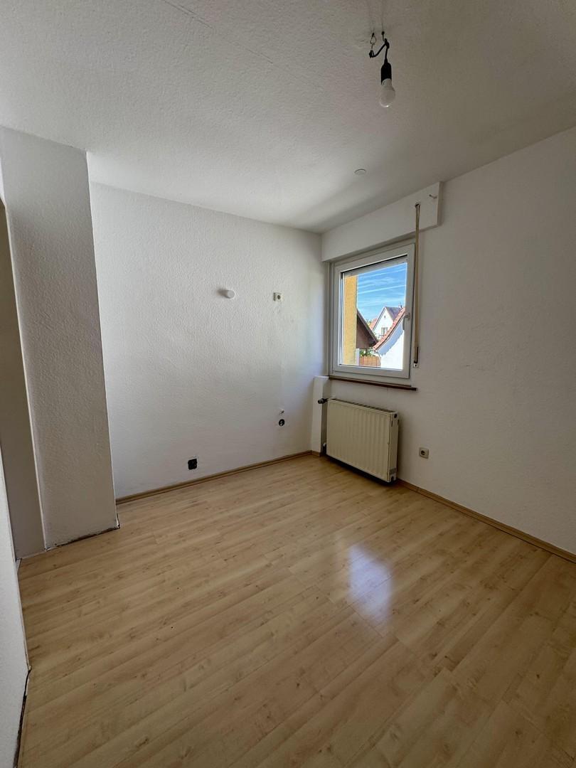 OG Zimmer mit Küchenanschl.
