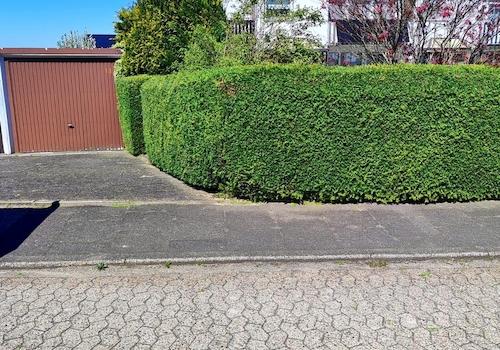 Garage vor dem Haus
