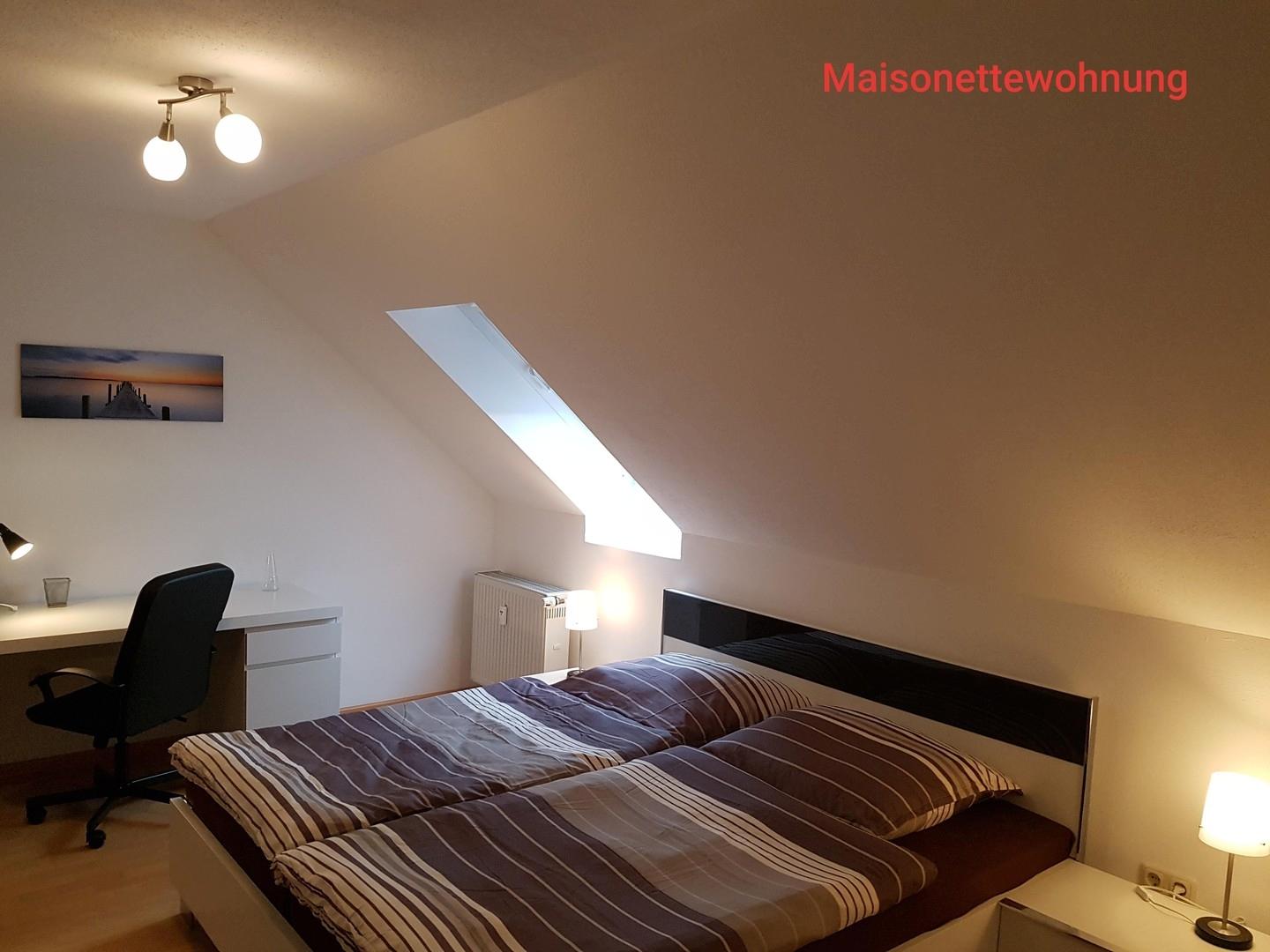Schlafzimmer DG