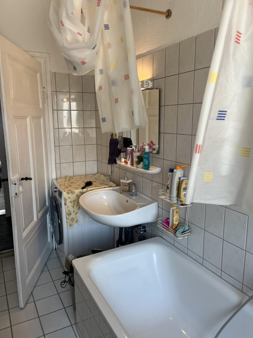 Badezimmer Ansicht 2
