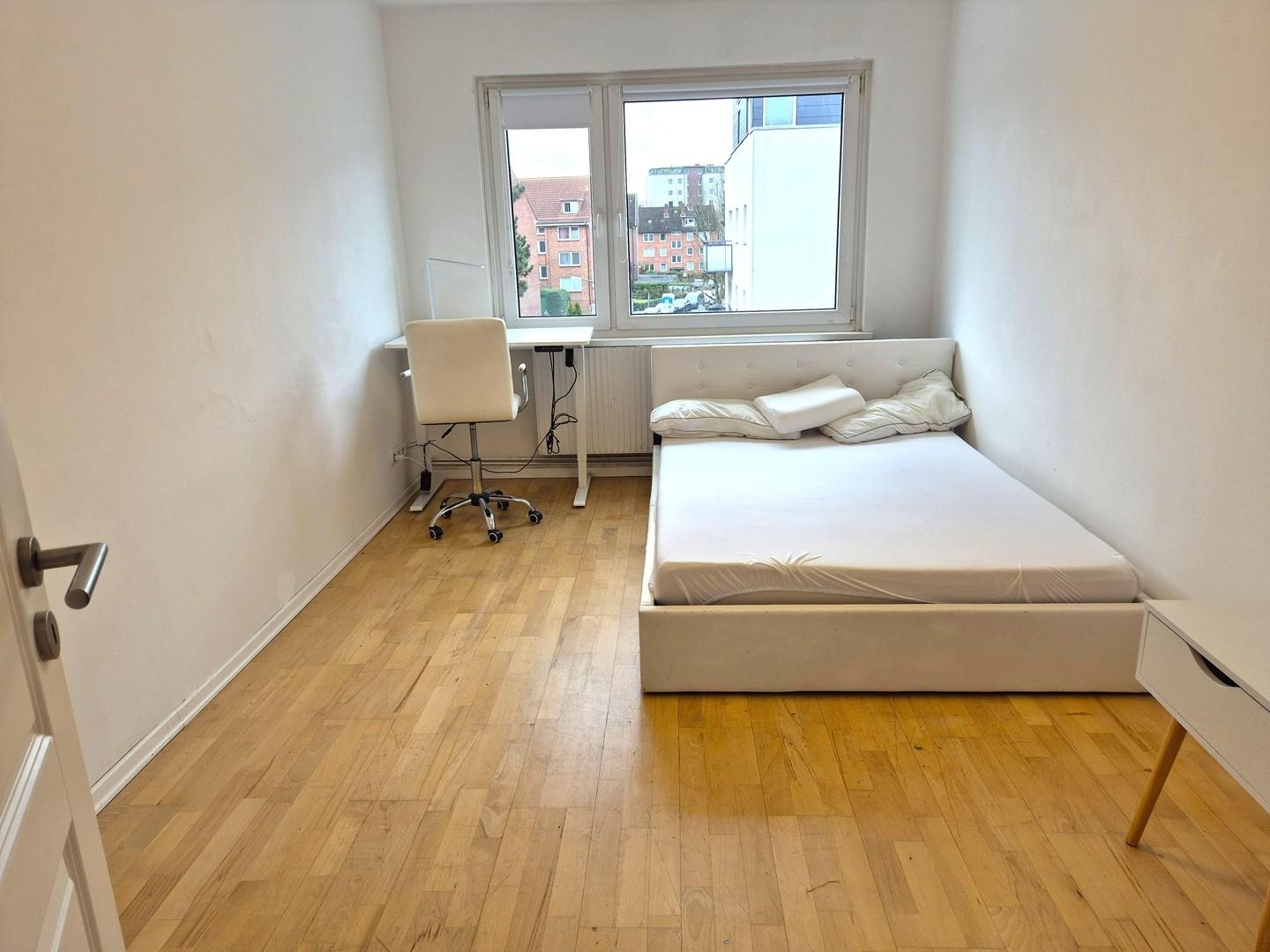 Schlafzimmer 2