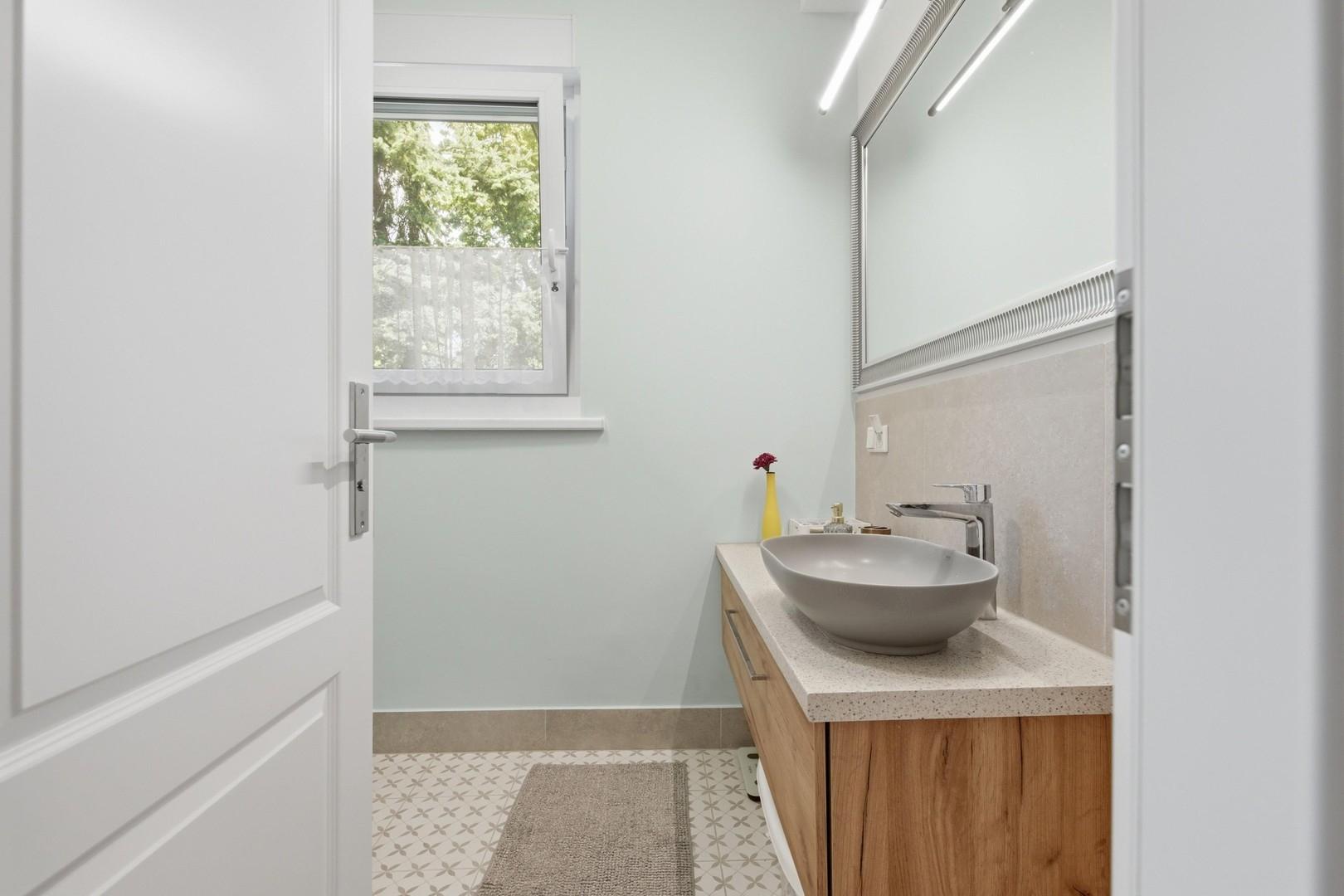 Badezimmer (groß)