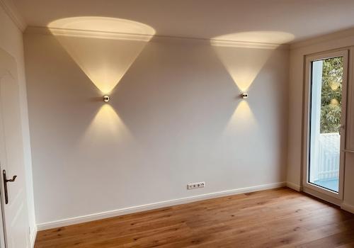 Wandbeleuchtung im Wohnzimmer