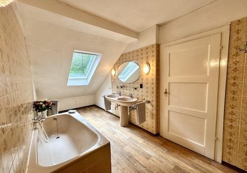 OG Badezimmer