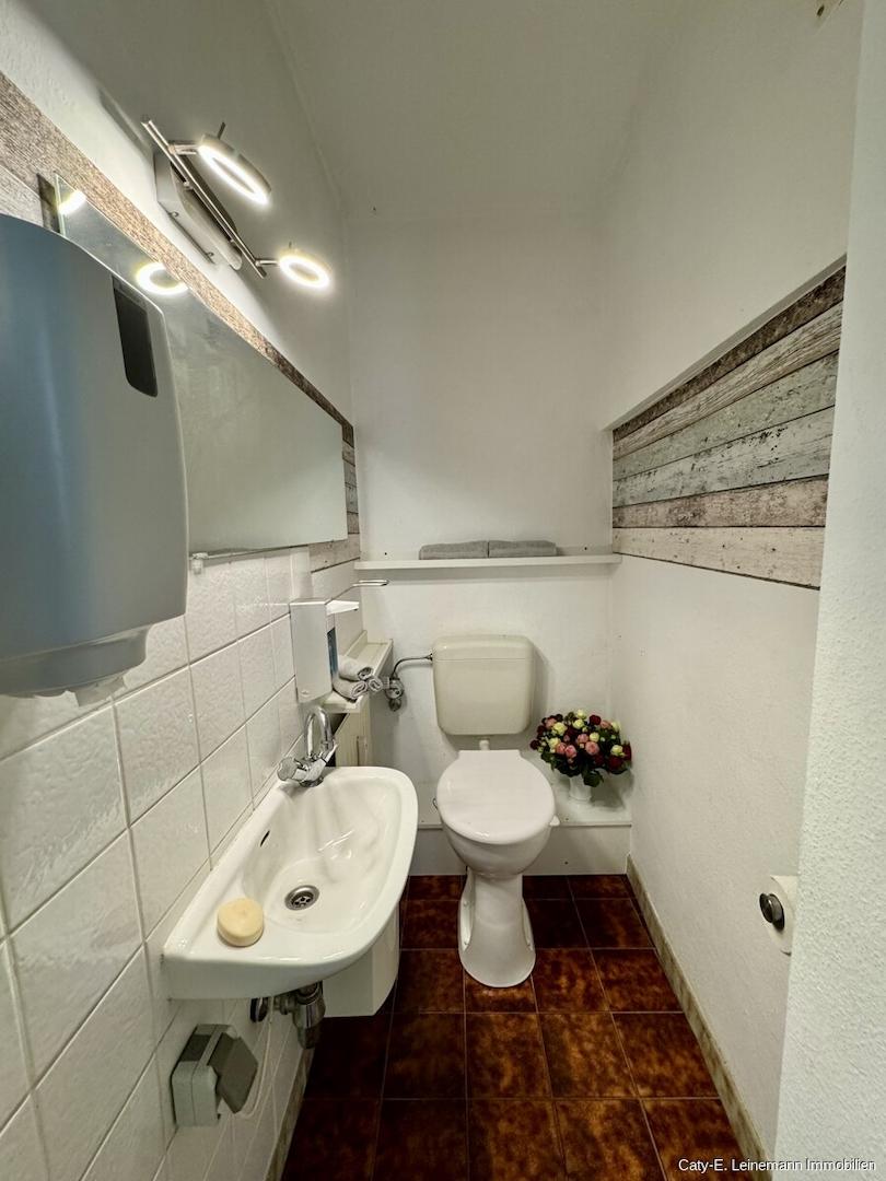 EG Praxis-/ Bürofläche WC