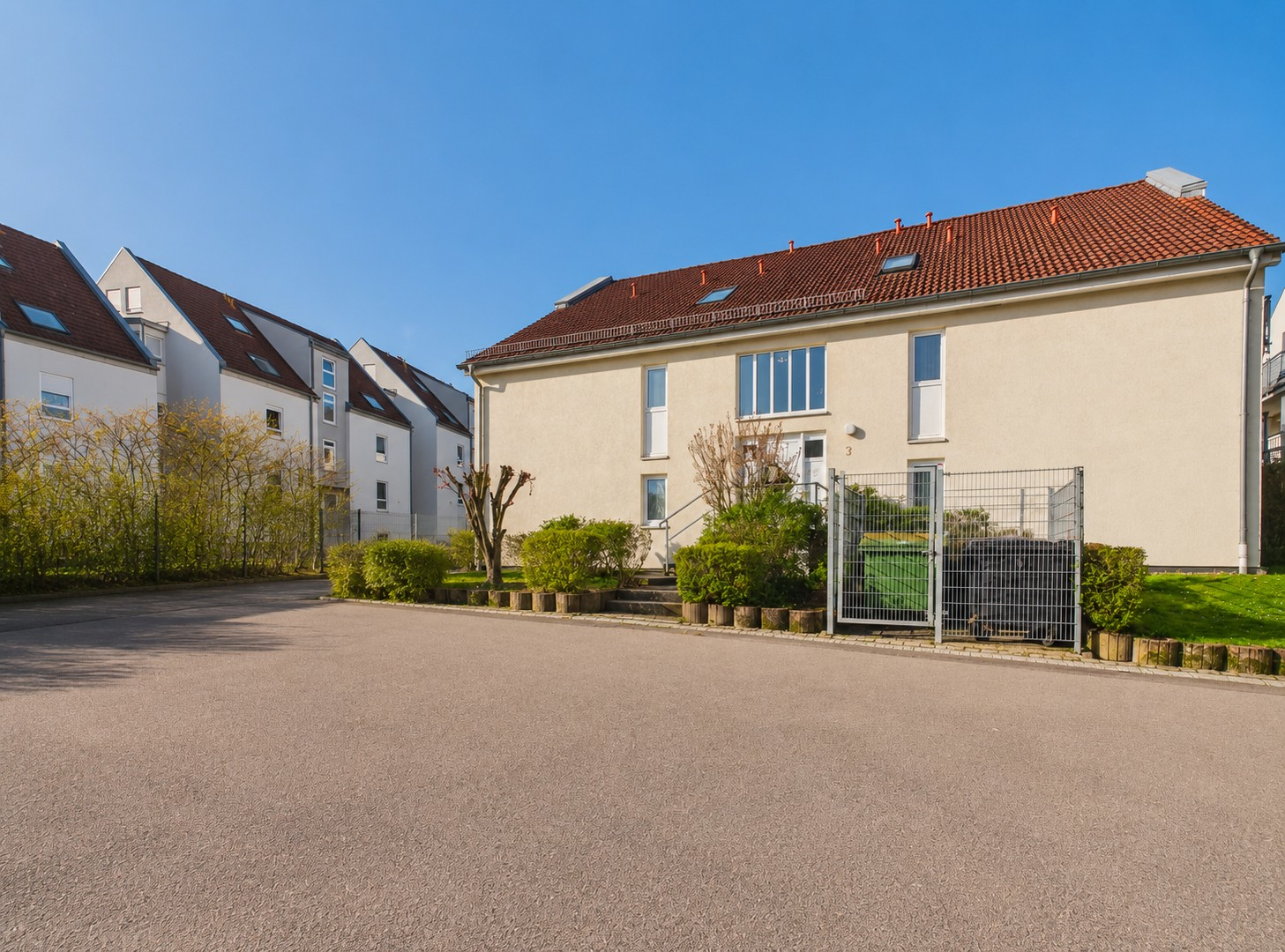 Haus Außenansicht 