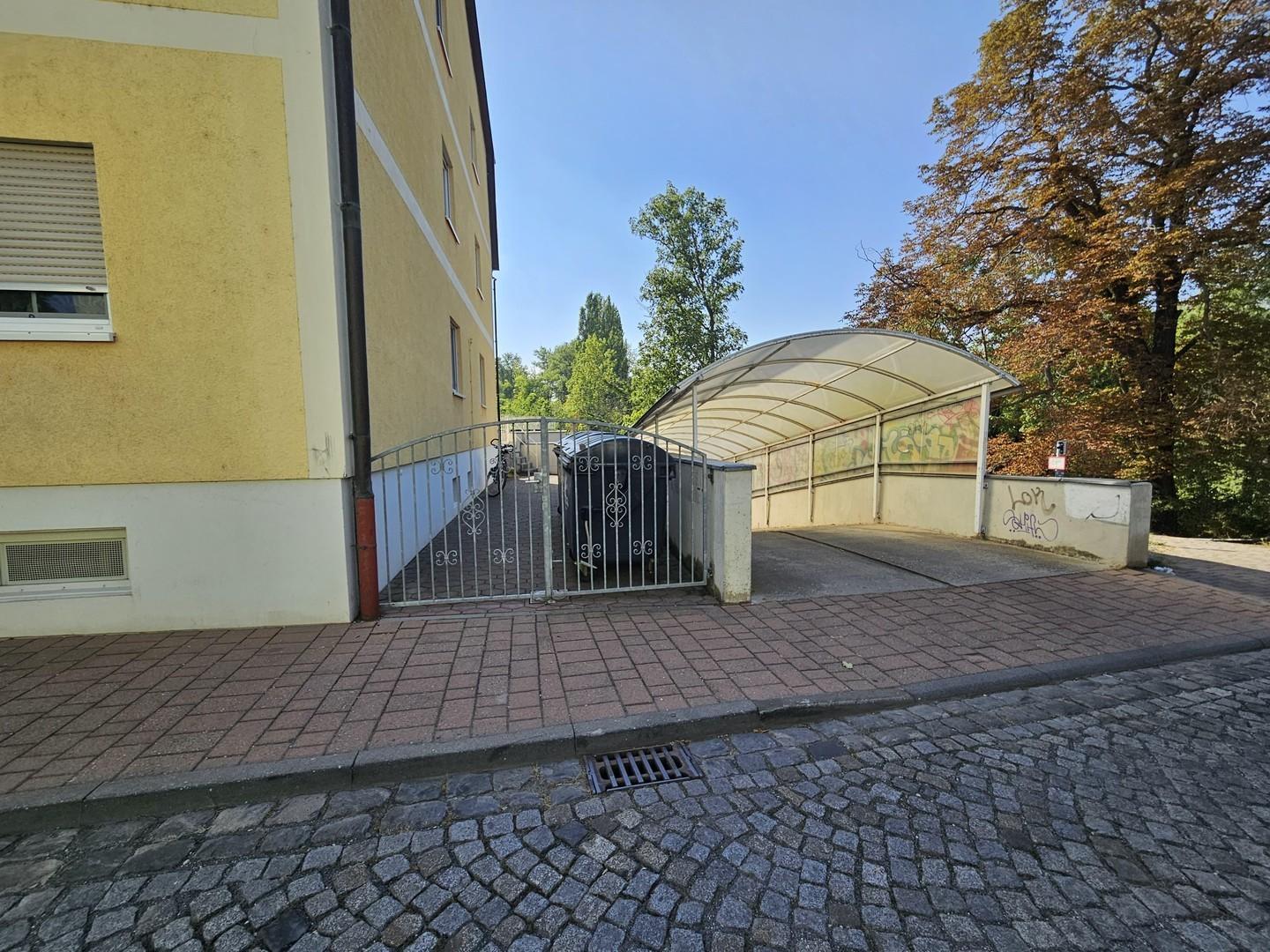 Garagenzufahrt