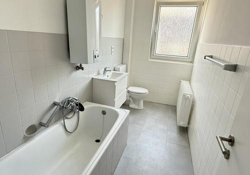 Badezimmer - Aktuell/ leer