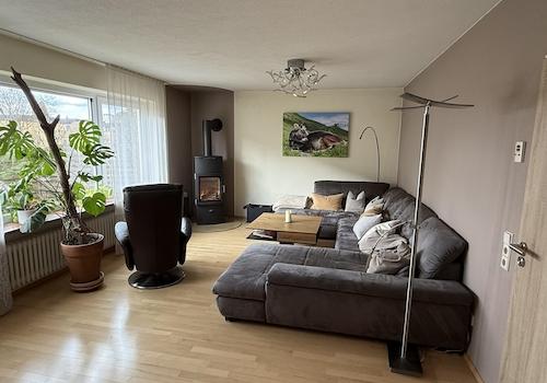 Wohnzimmer mit Schwendenofen