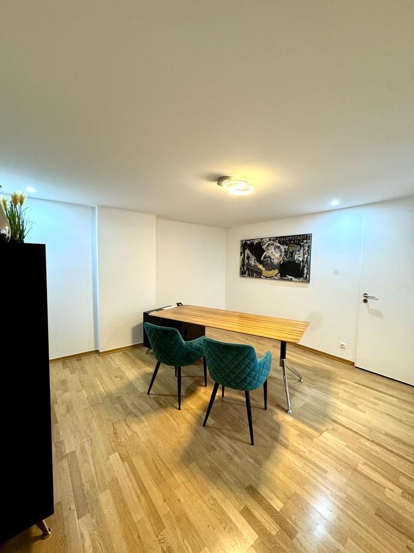 Büro 2