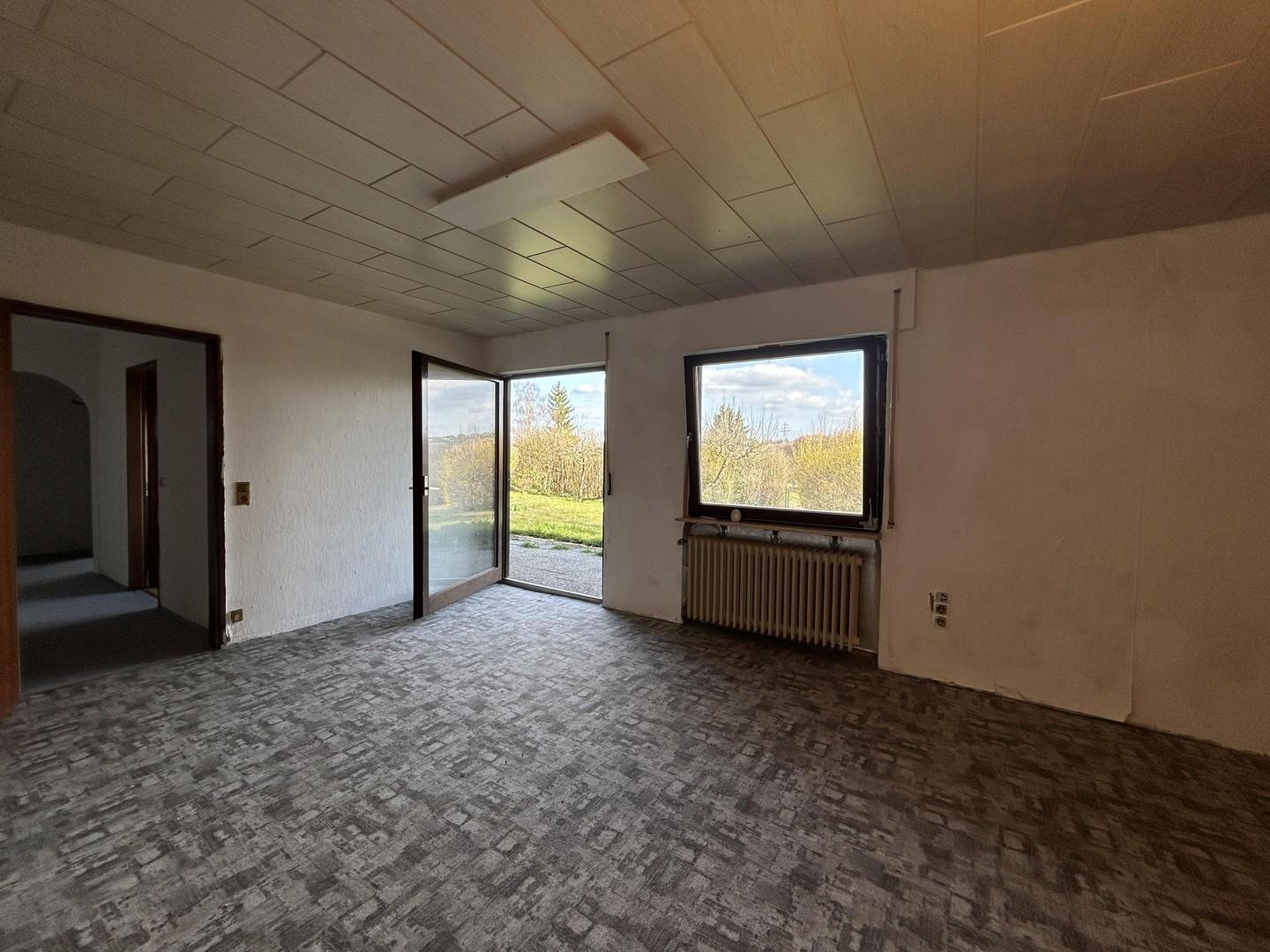 UG - Wohnzimmer