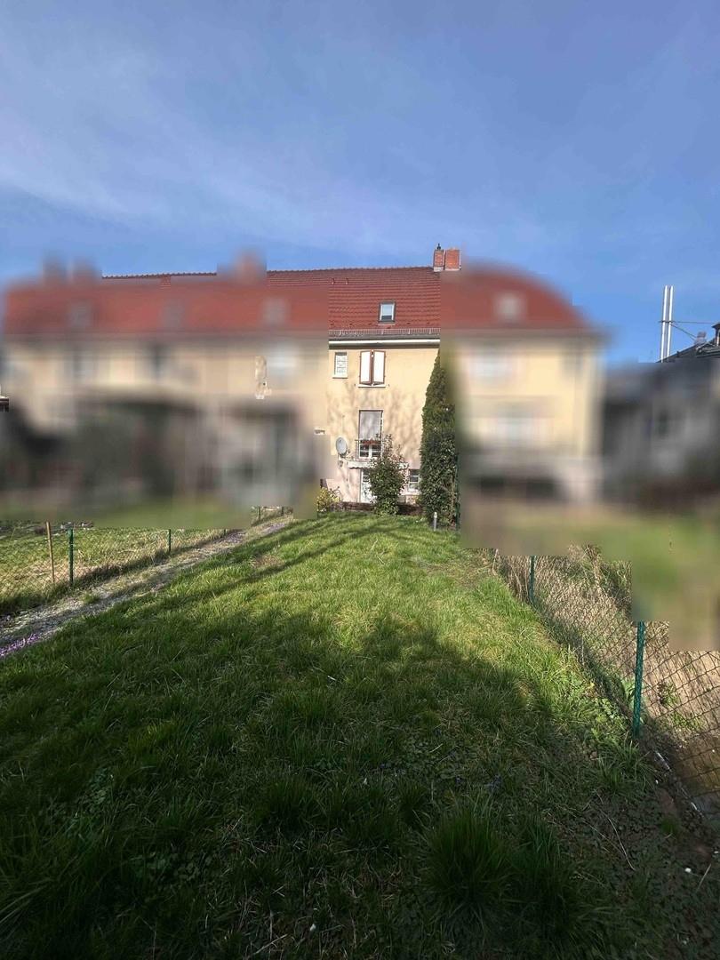 Garten + Rückansicht 