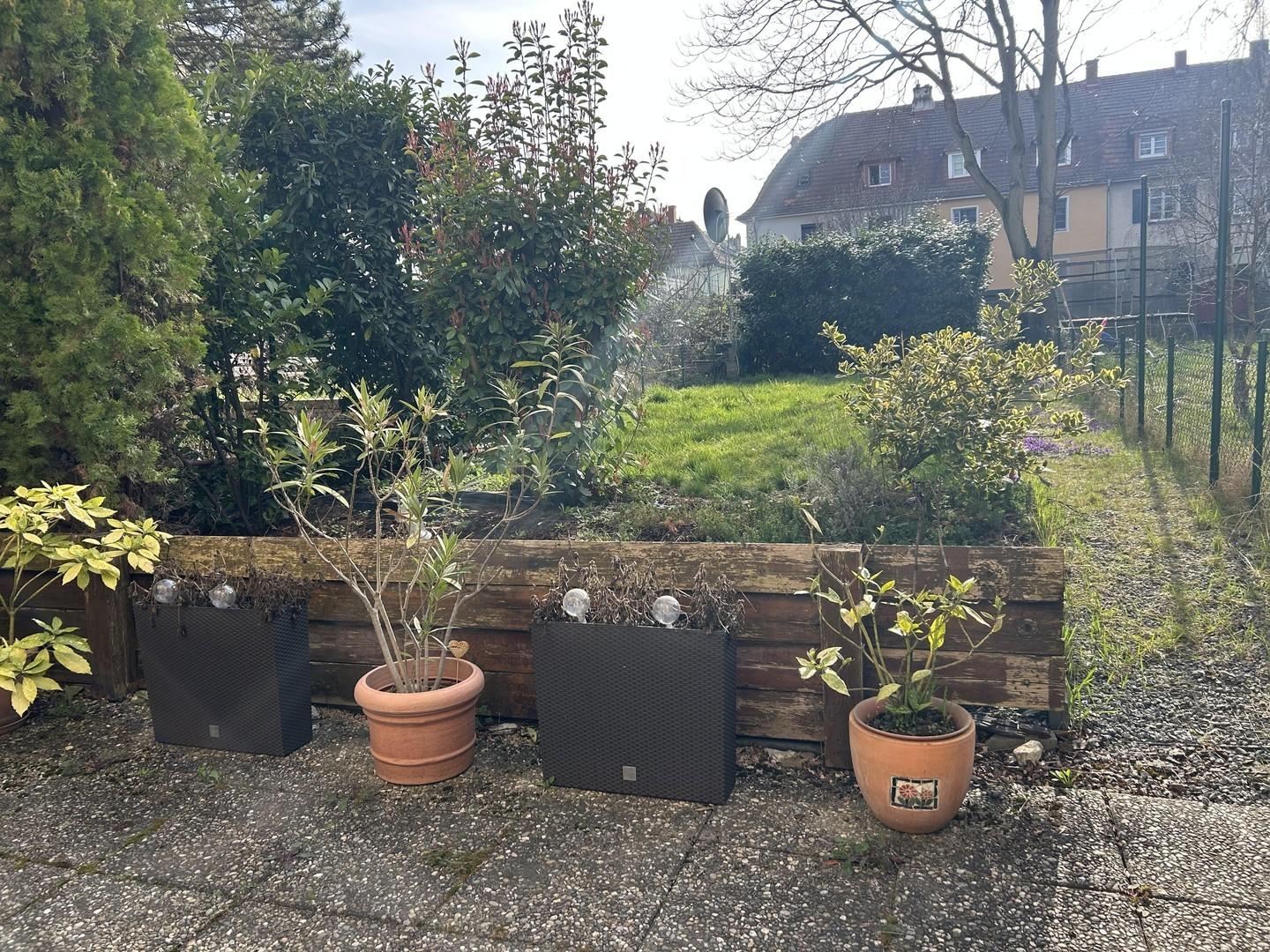 Terrasse + Garten 