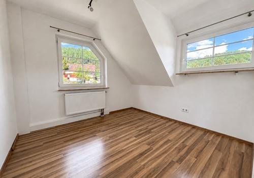 Arbeits-/Kinderzimmer