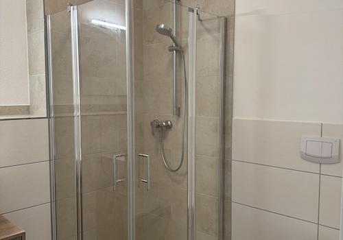 Bad mit Dusche