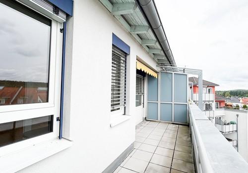 Südwest-Terrasse mit Markise